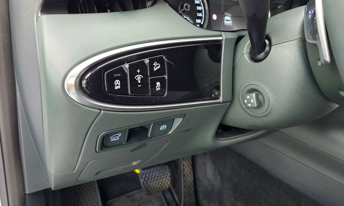 Genesis GV70 2024