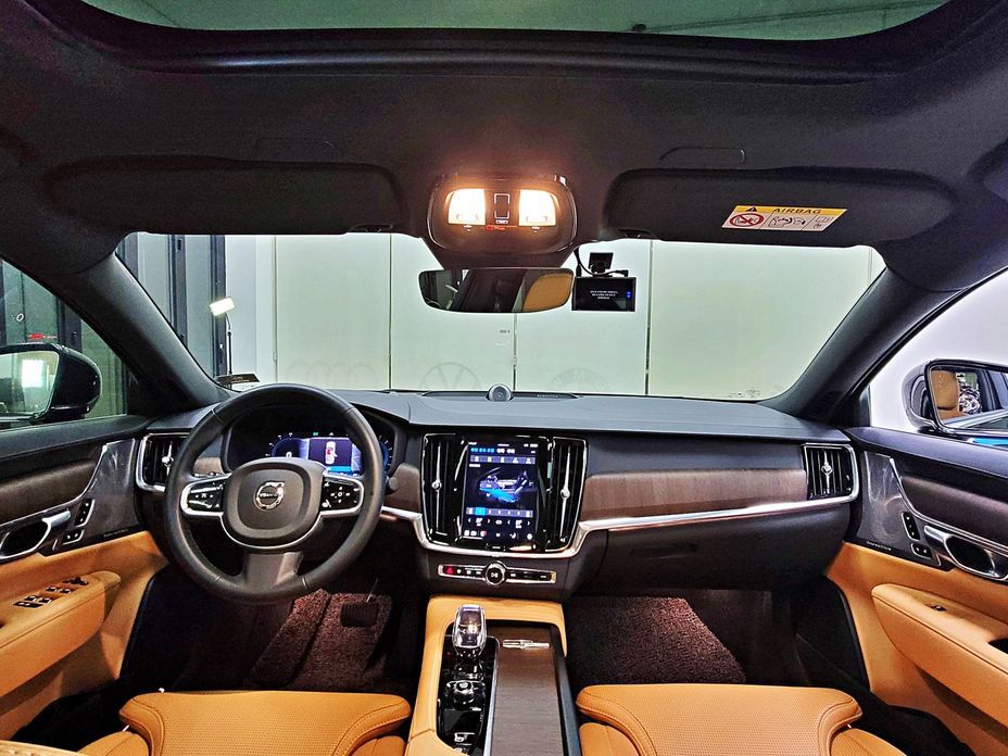 Volvo S90 2023