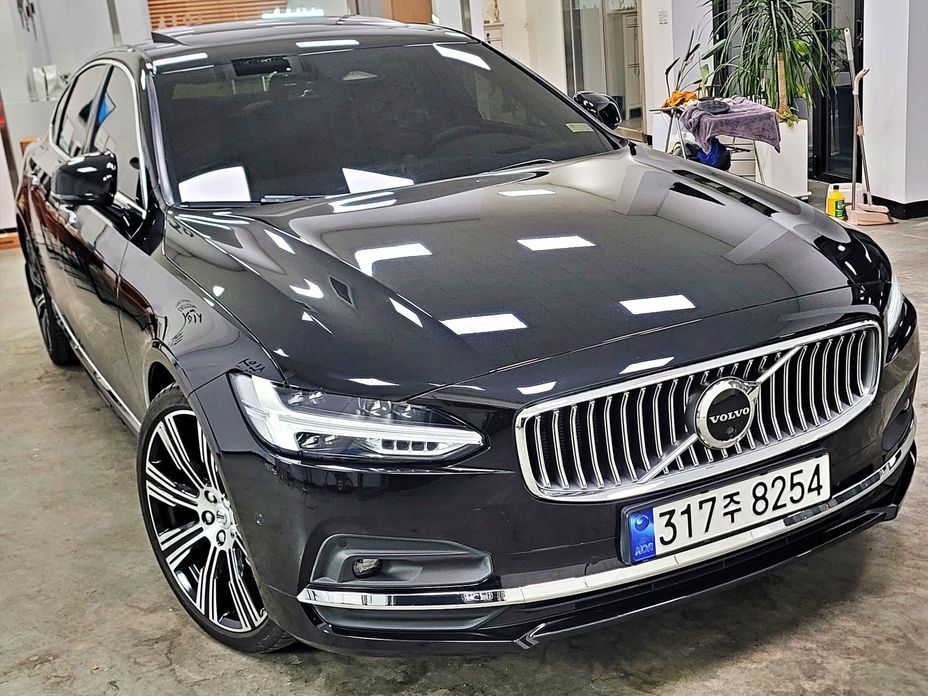 Volvo S90 2023