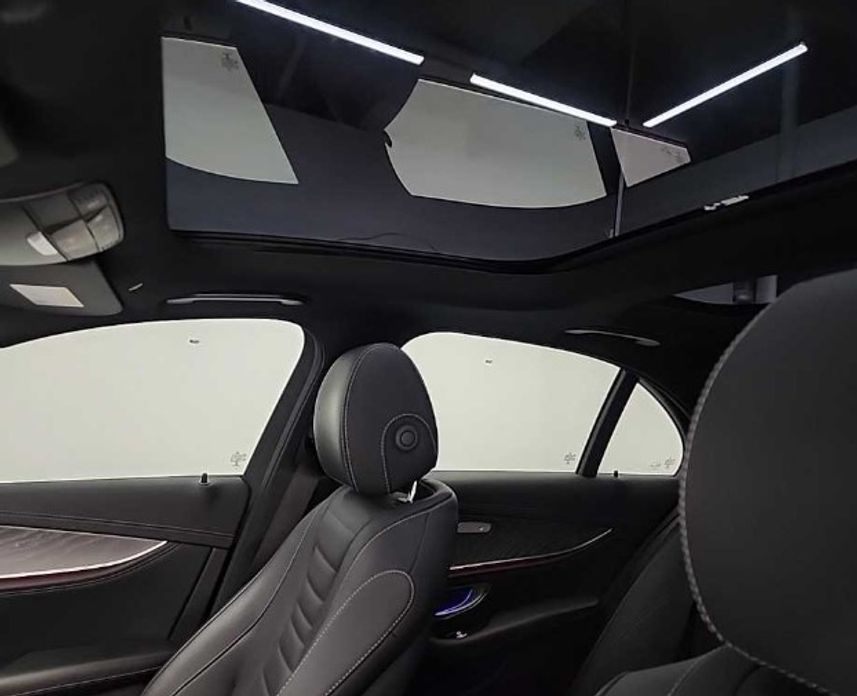 Mercedes-Benz E-Class 2022