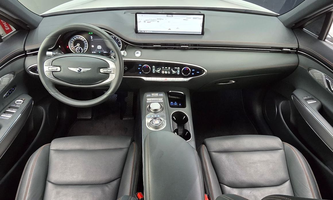 Genesis GV70 2024