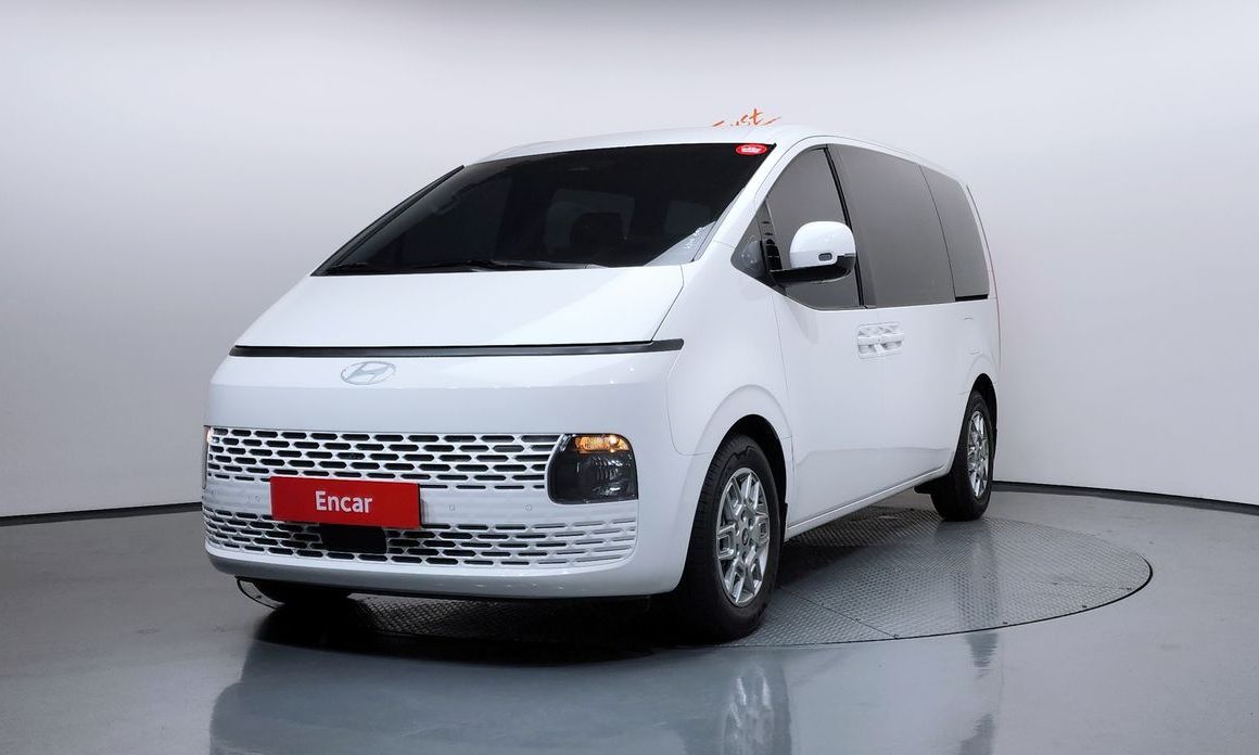 Hyundai Staria 2025