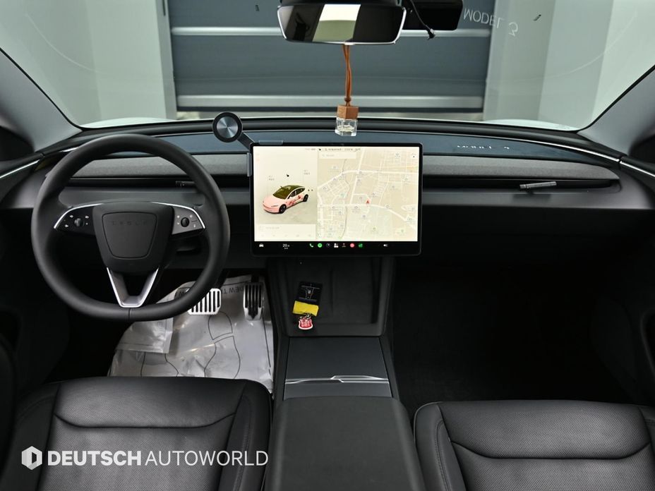 Tesla Model 3 2024