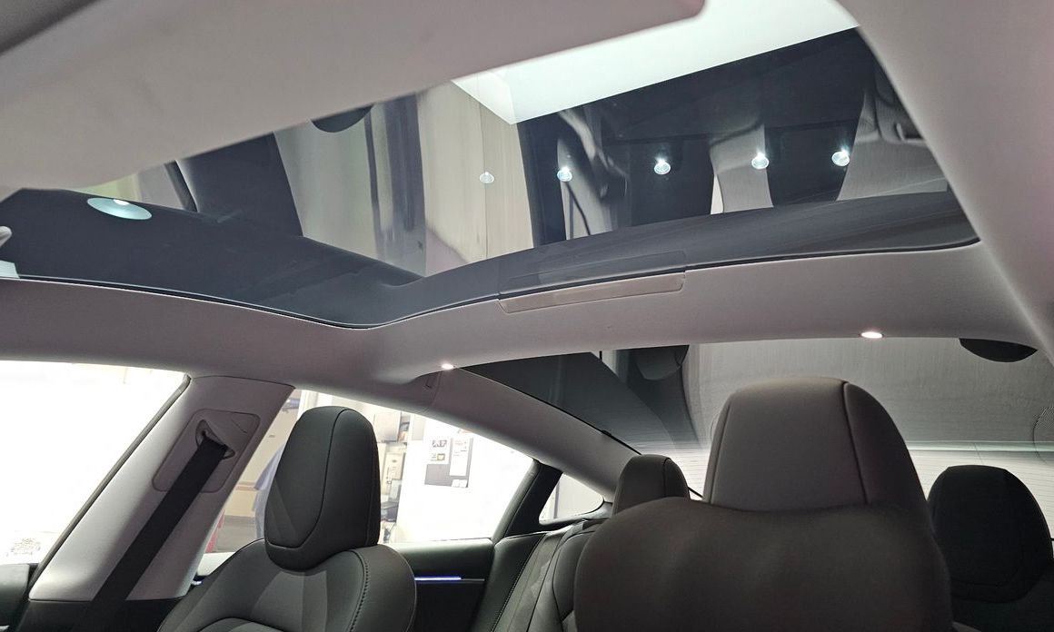 Tesla Model 3 2024