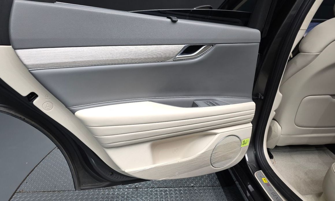 Genesis G80 2025