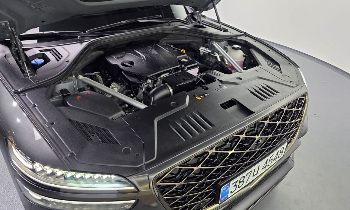 Genesis GV70 2025