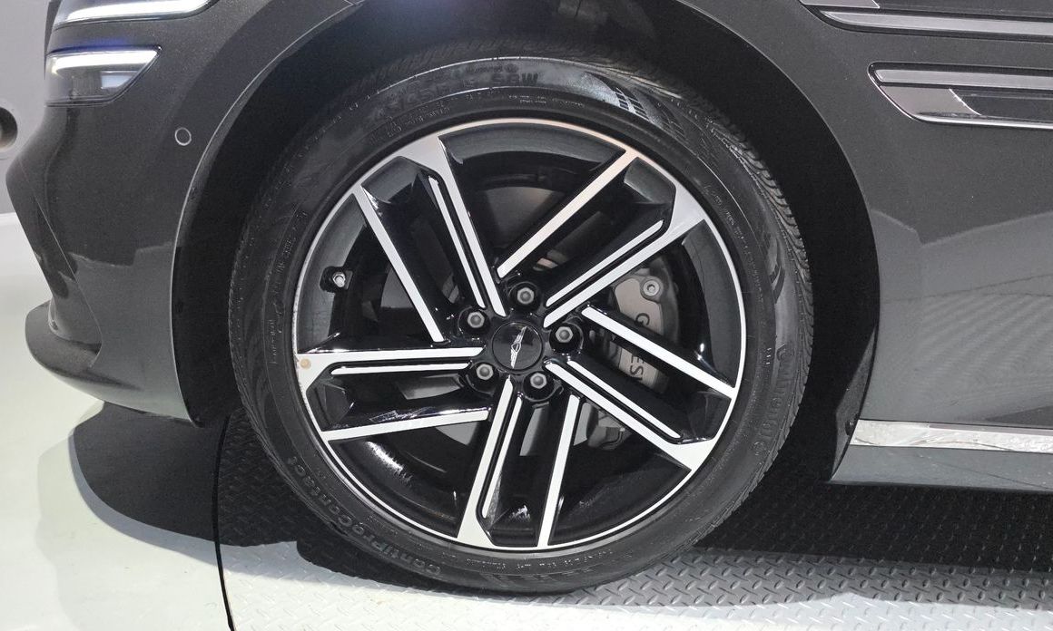 Genesis G80 2025