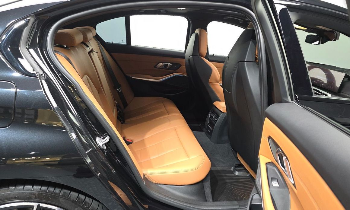 BMW 3-Series 2023