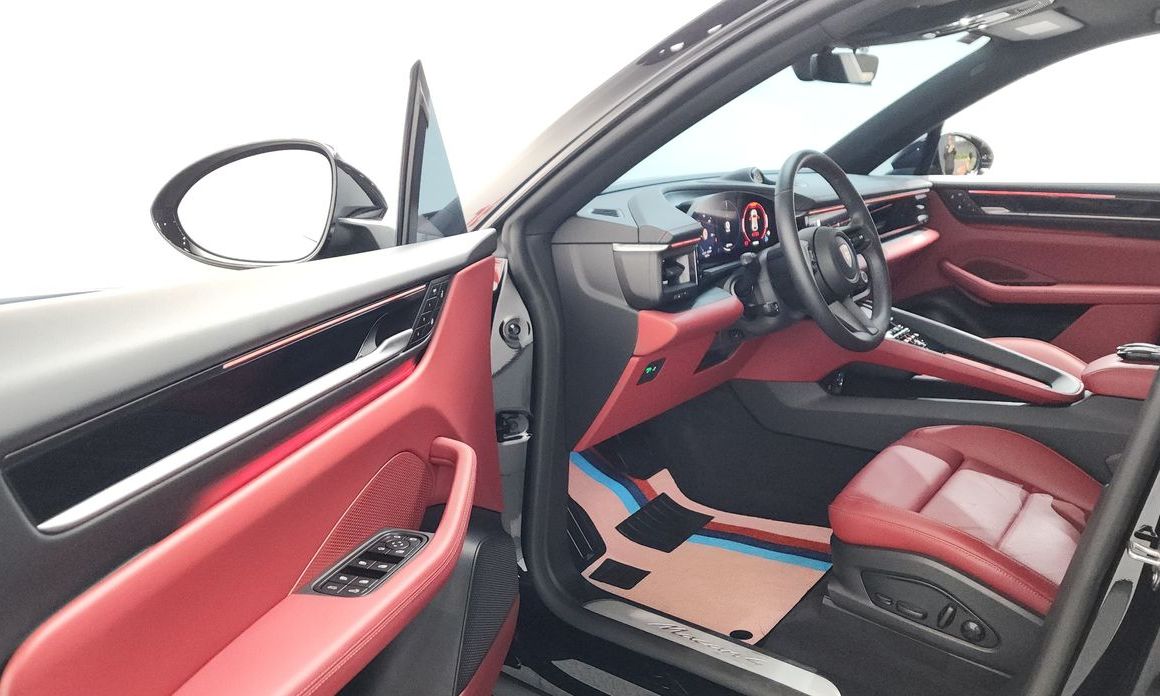 Porsche Macan 2025