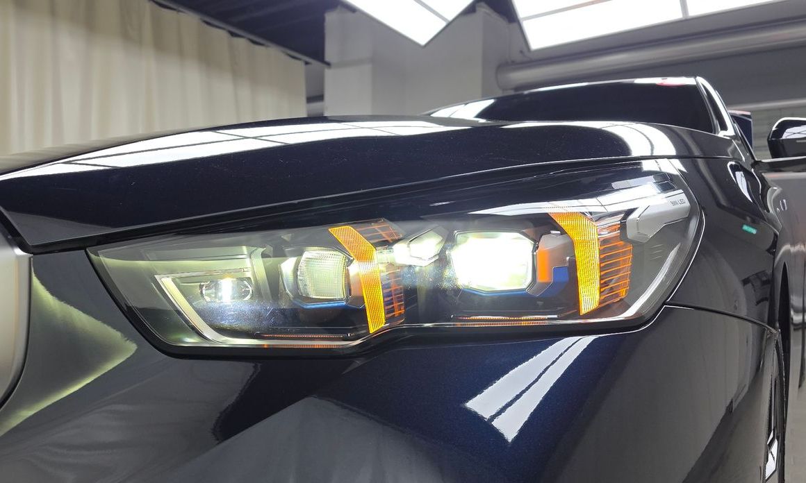 BMW 5-Series 2025