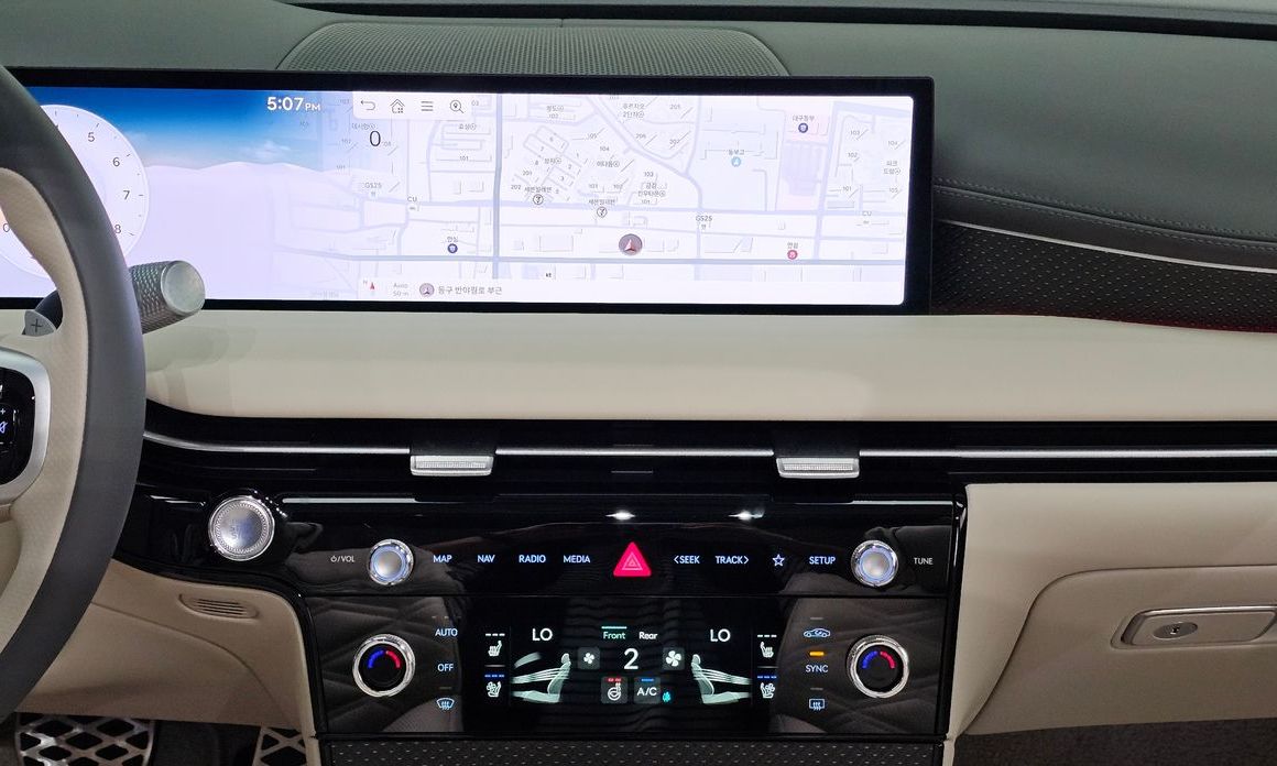 Genesis G80 2025