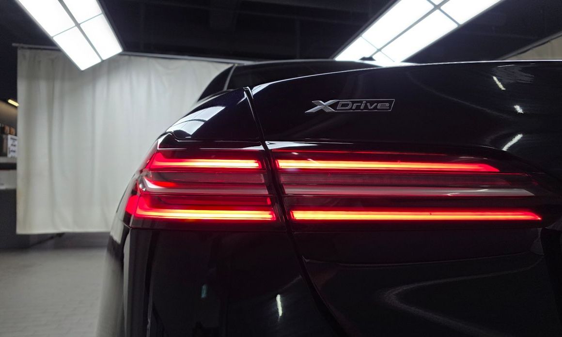 BMW 5-Series 2025