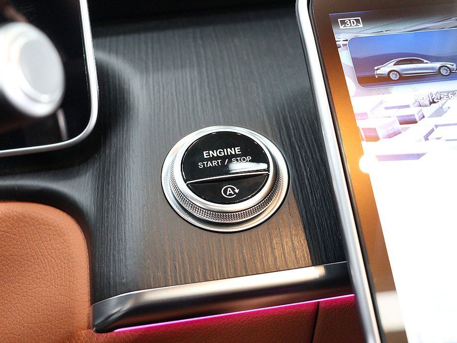 Mercedes-Benz S-Class 2023