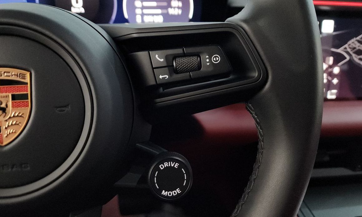Porsche Macan 2025