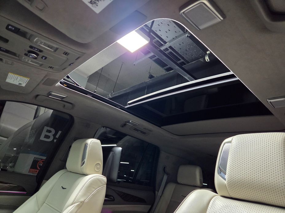 Cadillac Escalade 2023