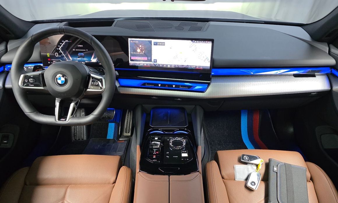 BMW 5-Series 2025