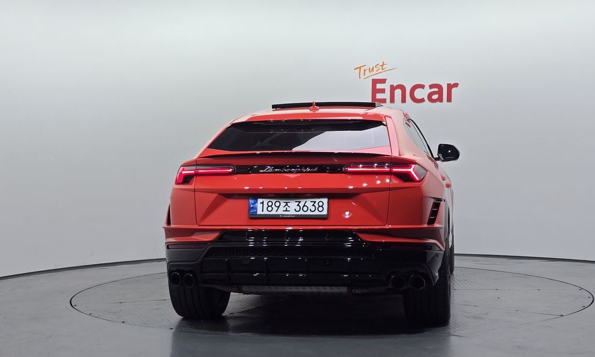 Lamborghini Urus 2023