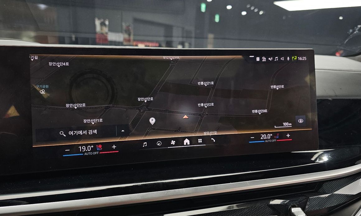 BMW X7 2024