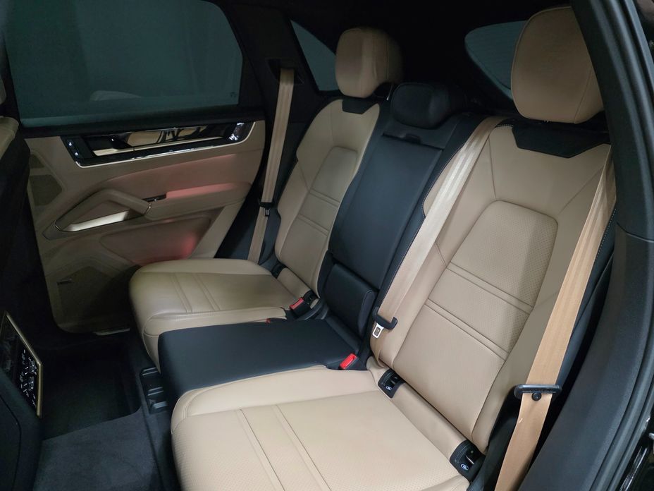 Porsche Cayenne 2024