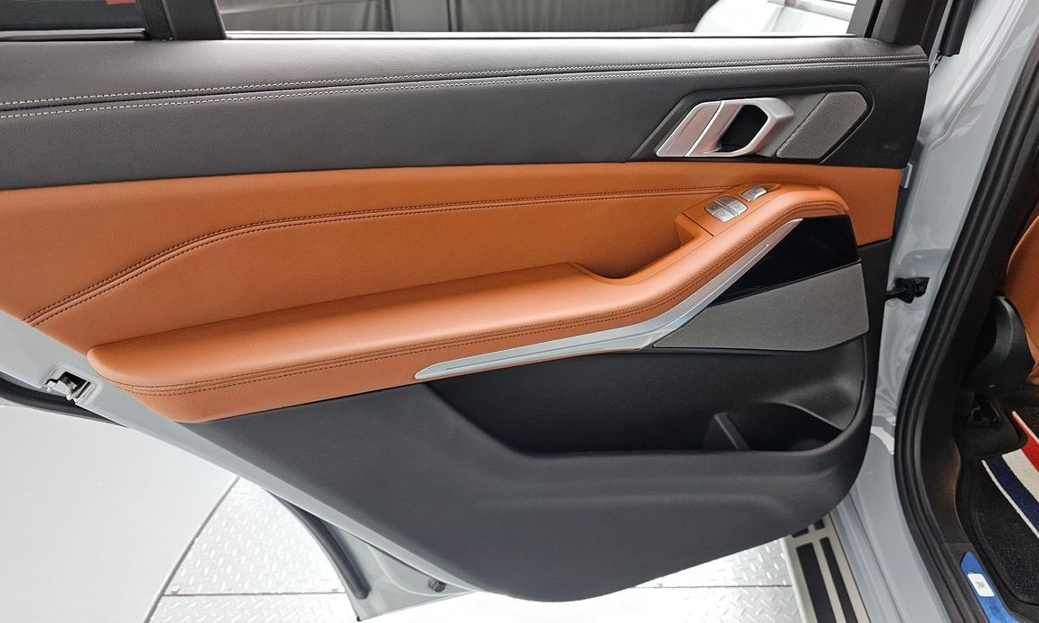 BMW X7 2024