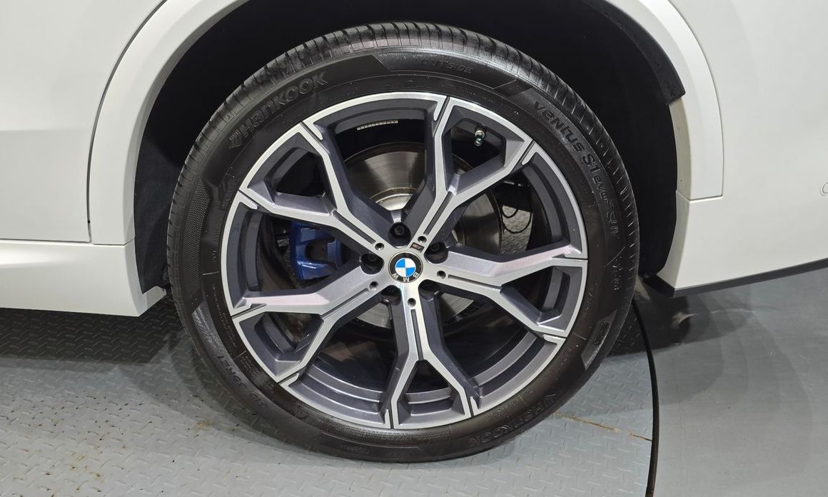 BMW X5 2025