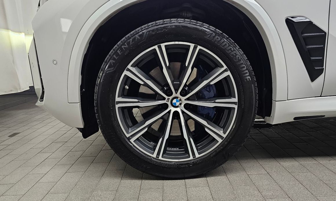 BMW X5 2024