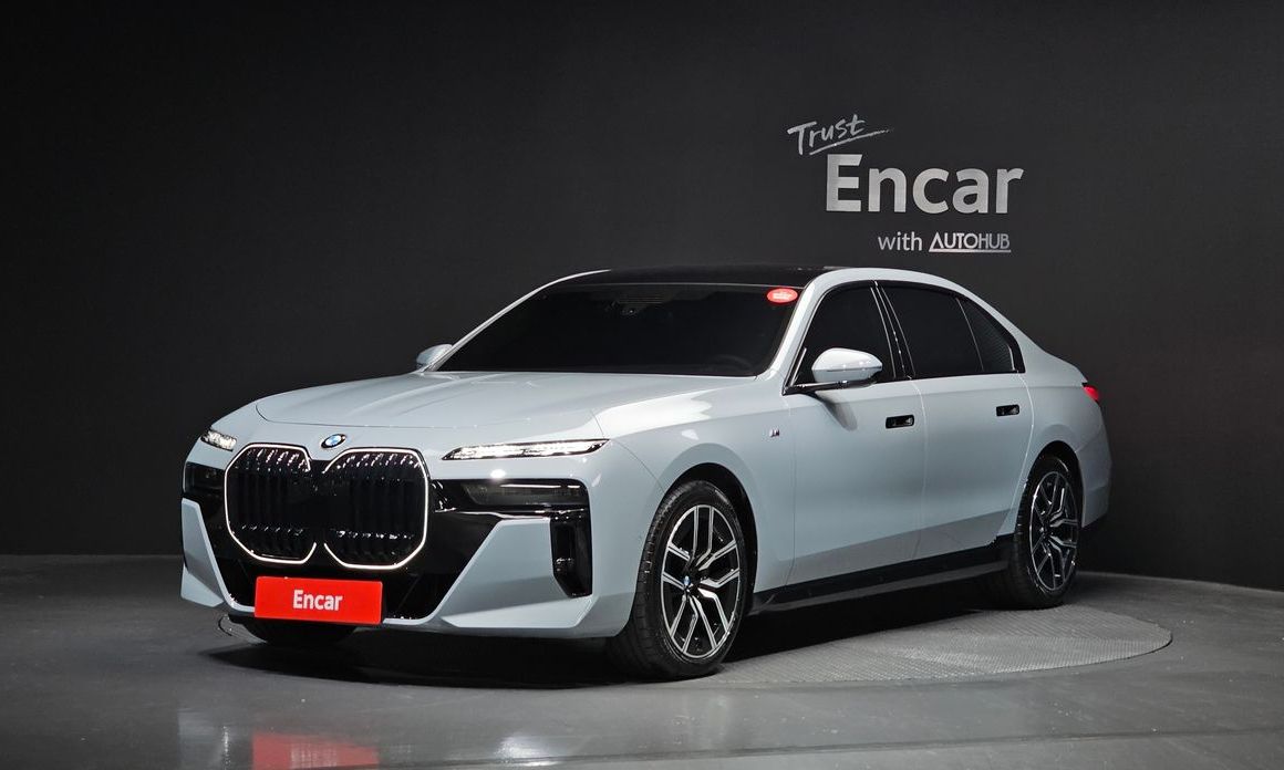 BMW 7-Series 2025