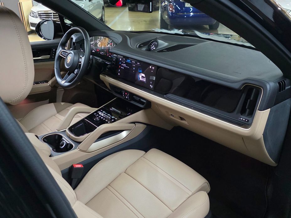 Porsche Cayenne 2024