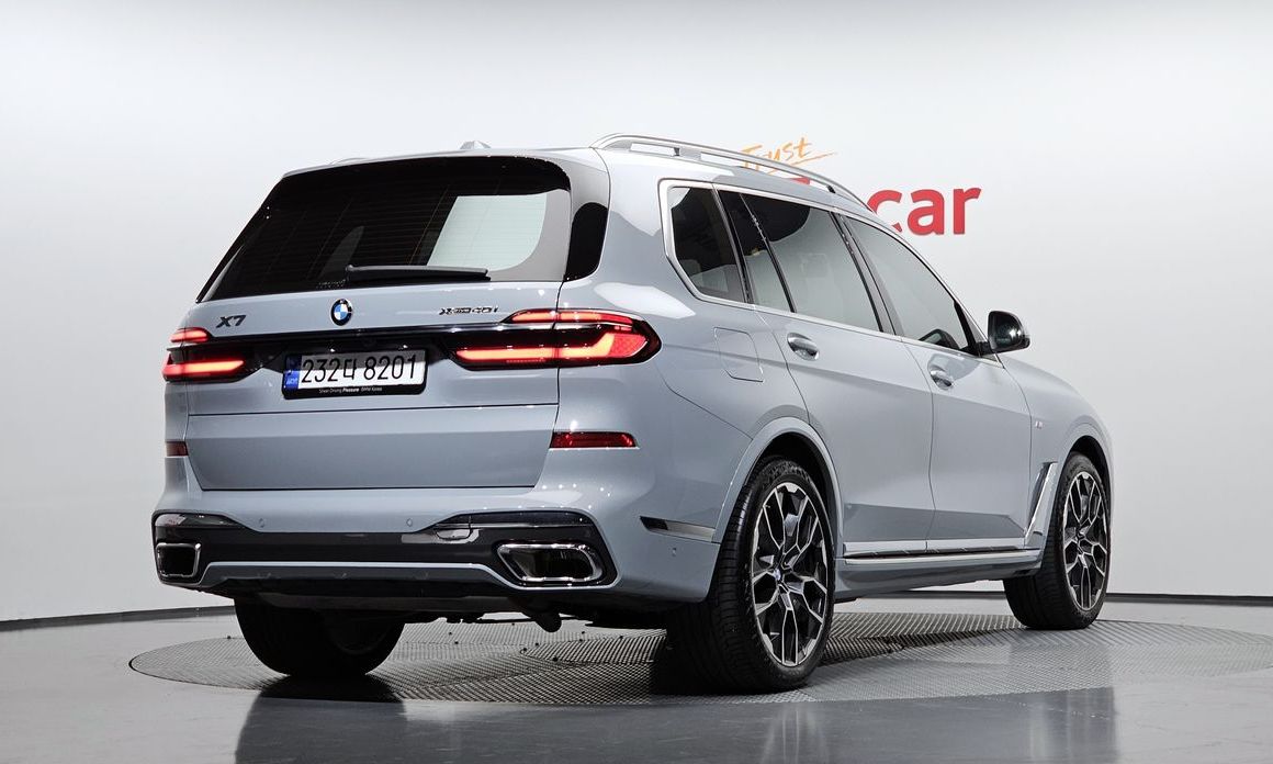 BMW X7 2024