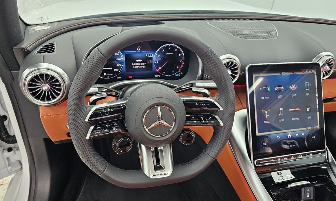 Mercedes-Benz SL-Class 2025
