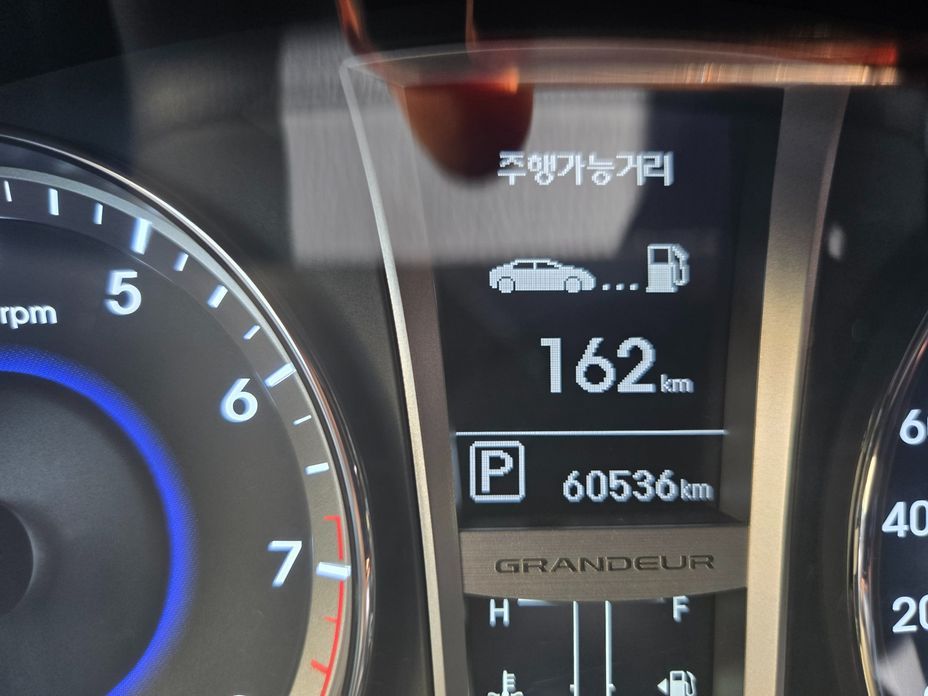 Hyundai Grandeur 2012