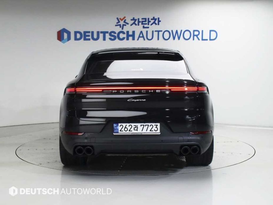 Porsche Cayenne 2024