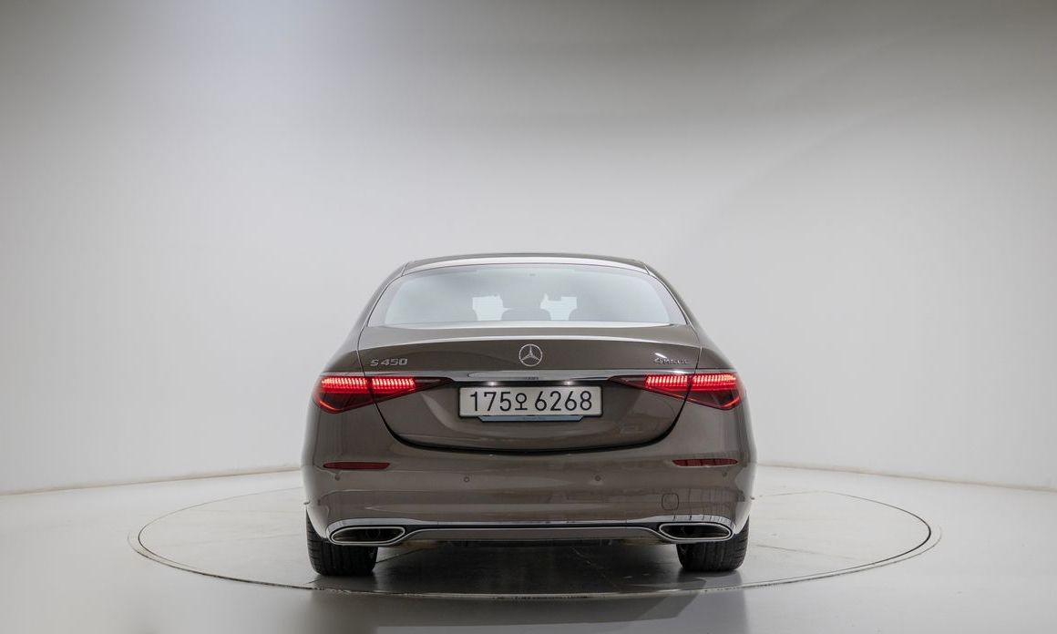 Mercedes-Benz S-Class 2025