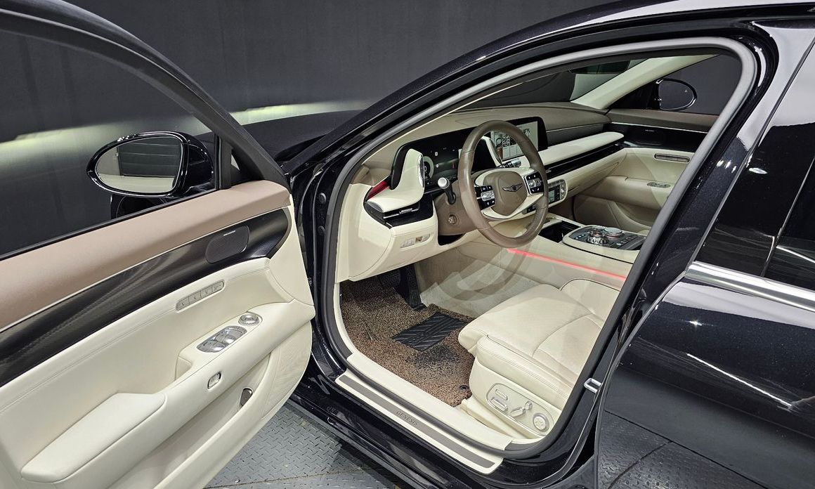 Genesis G90 2023