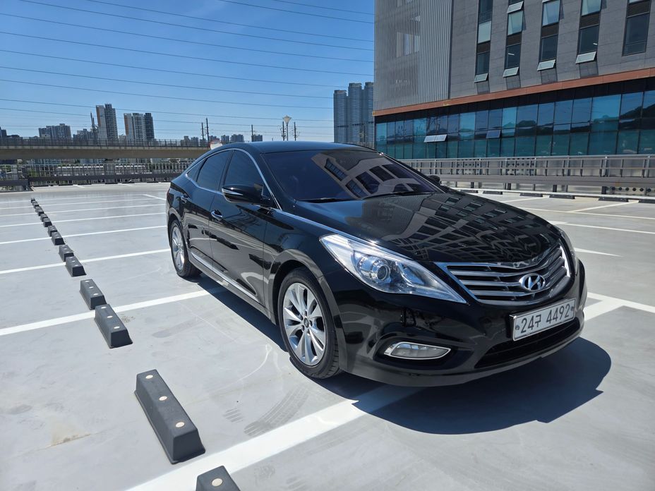 Hyundai Grandeur 2012