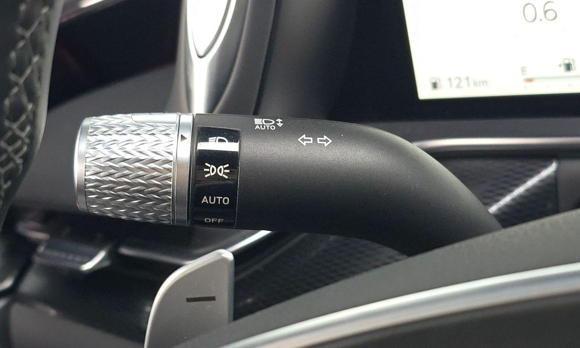 Genesis G90 2023
