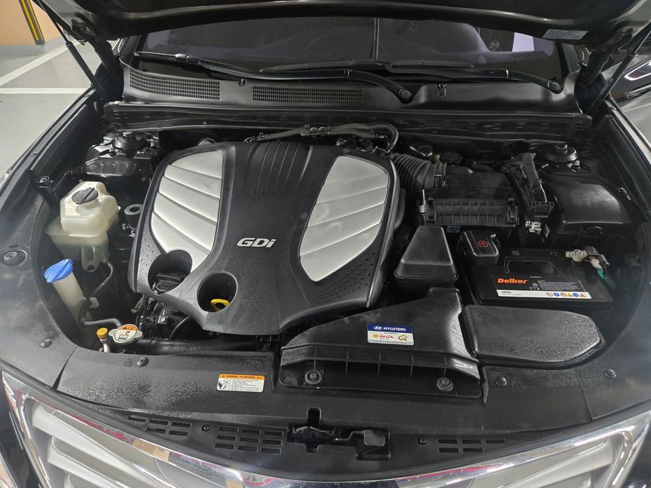 Hyundai Grandeur 2012