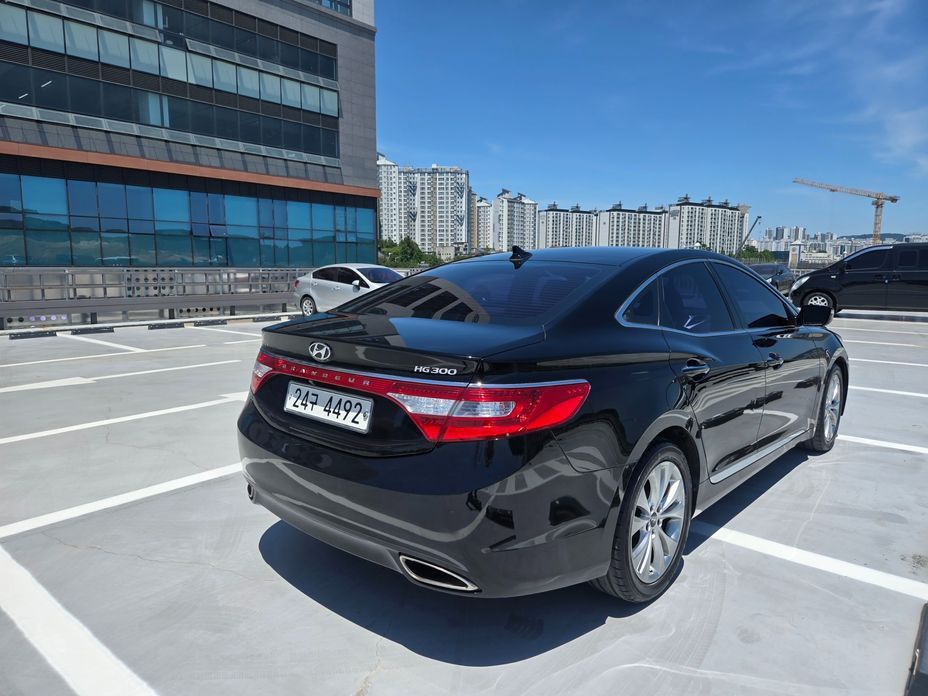 Hyundai Grandeur 2012