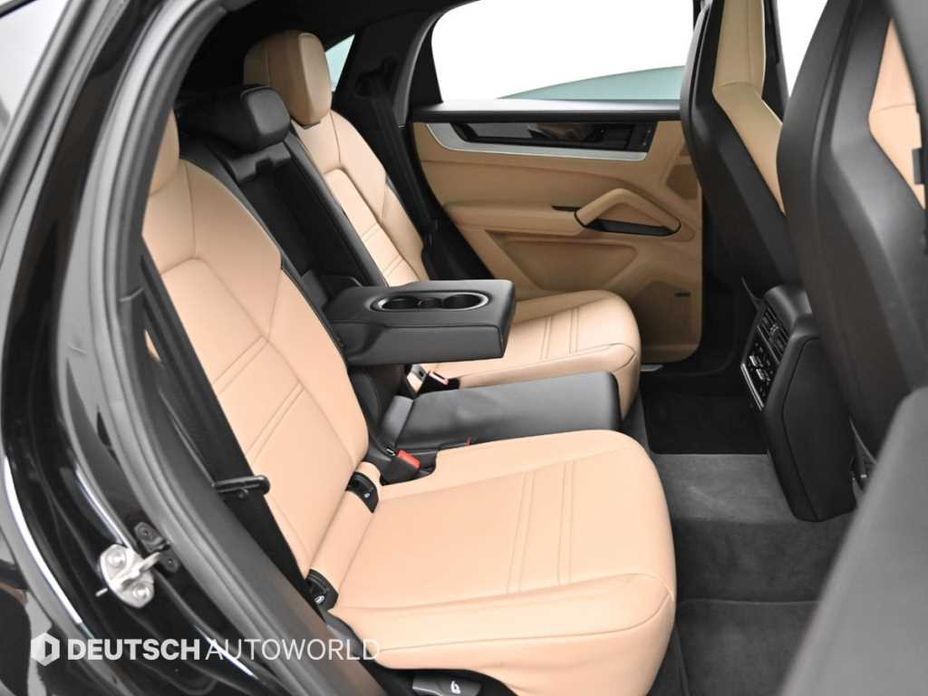 Porsche Cayenne 2024