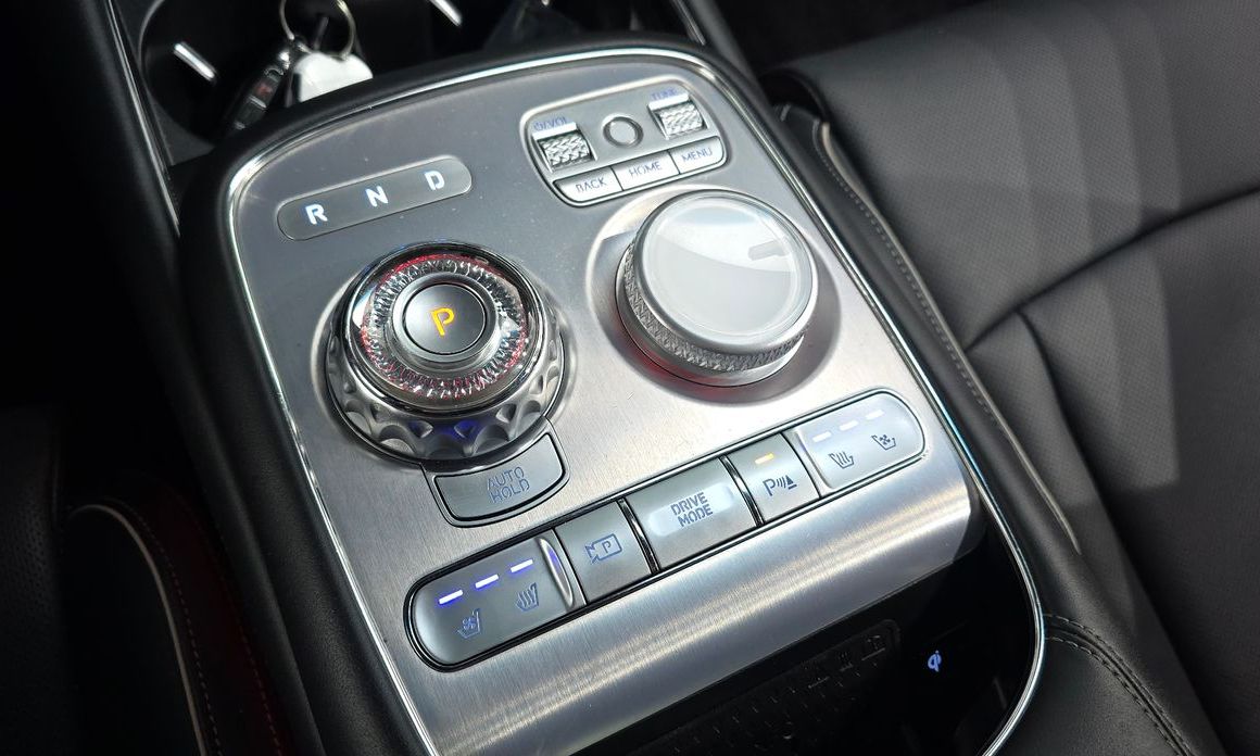 Genesis G90 2023