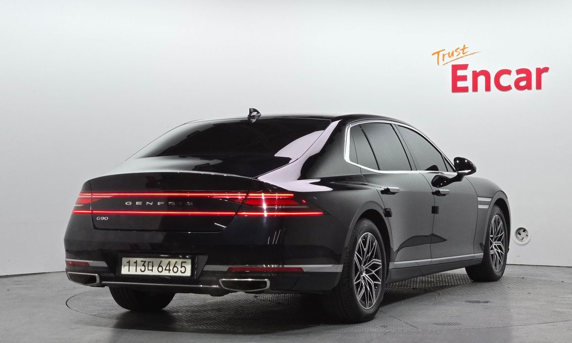 Genesis G90 2023