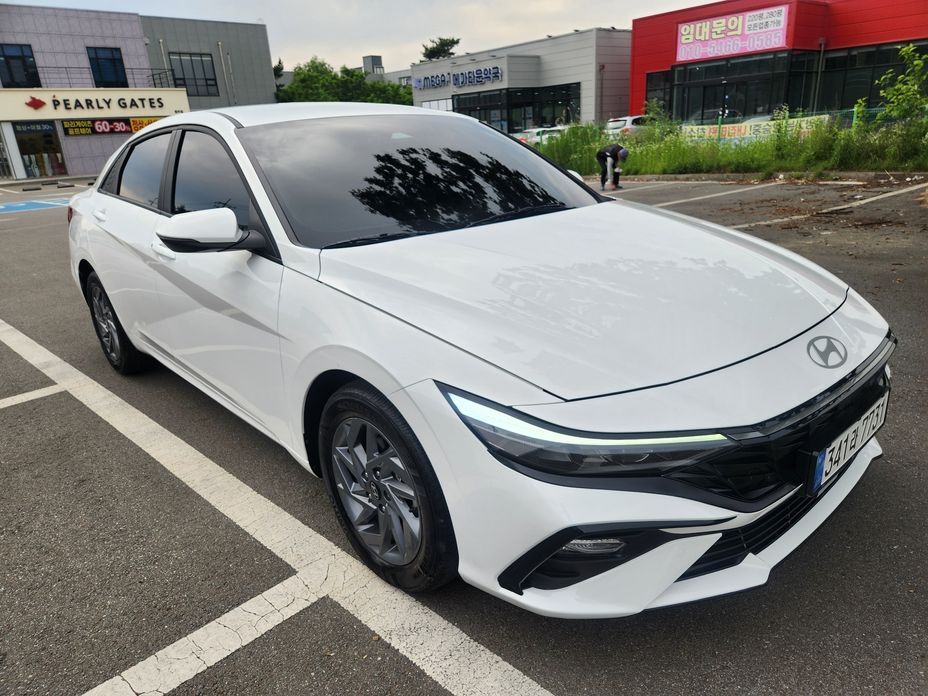 Hyundai AVANTE 2024