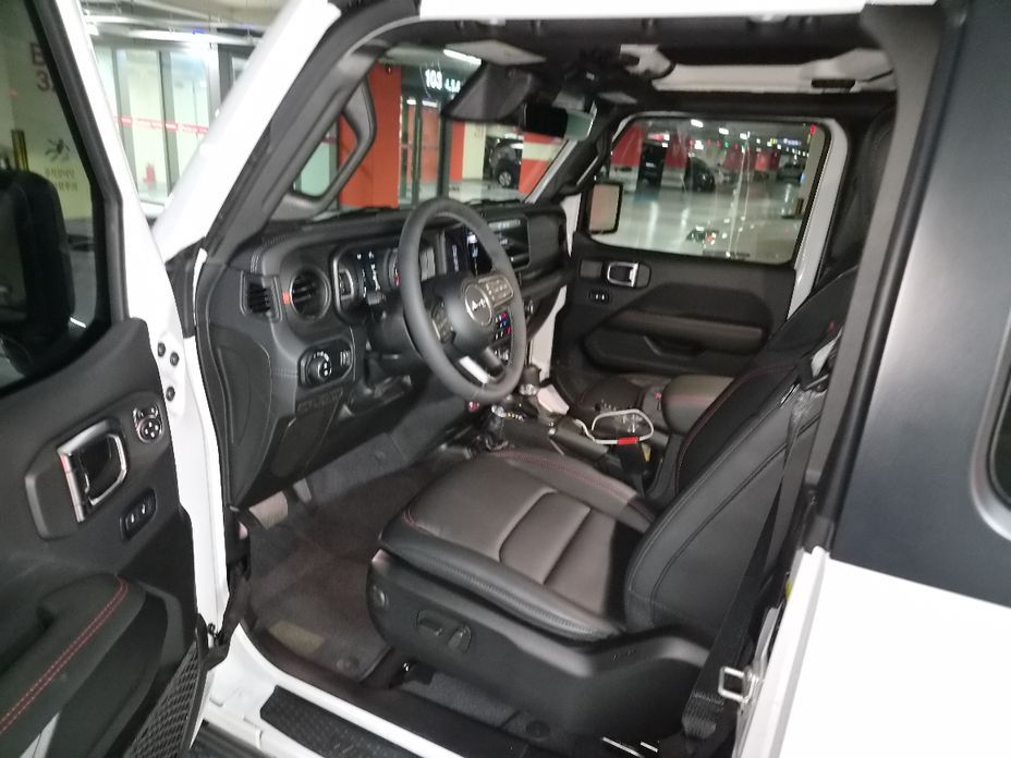 Jeep Wrangler 2025