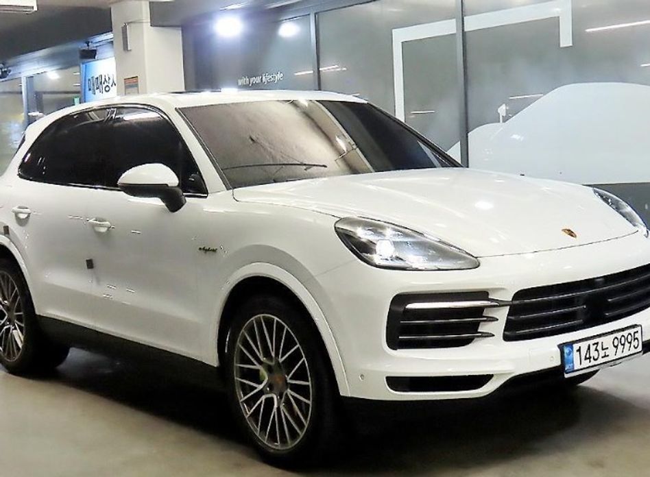 Porsche Cayenne 2022