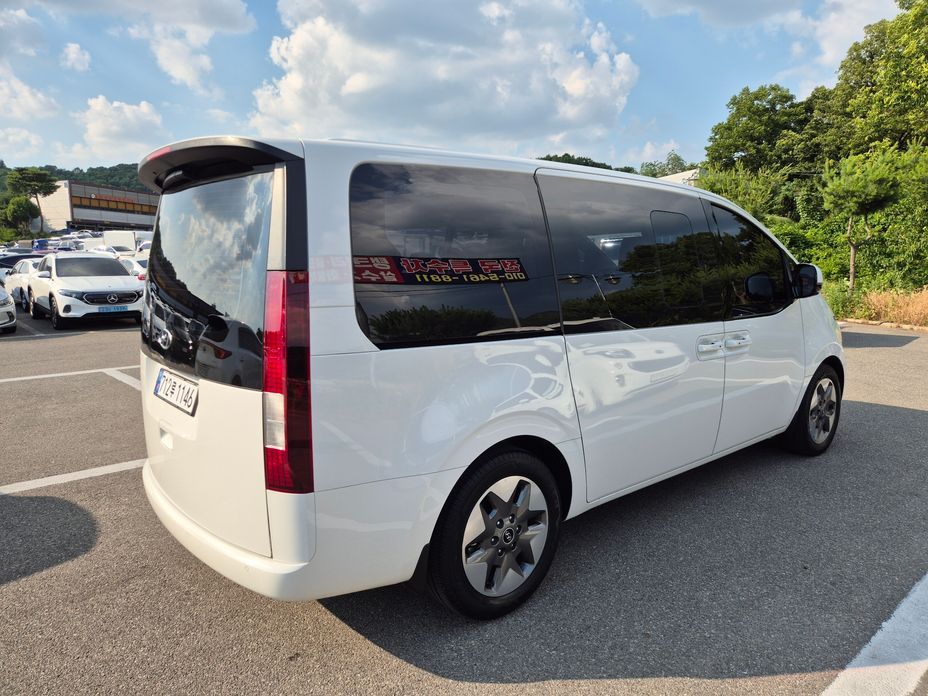Hyundai Staria 2023
