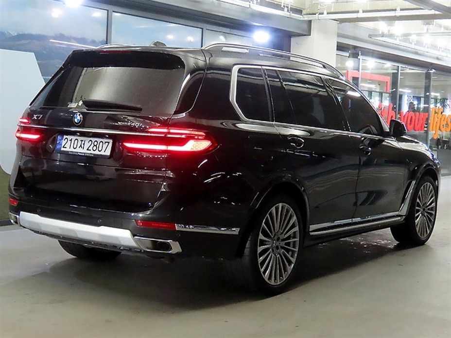 BMW X7 2024