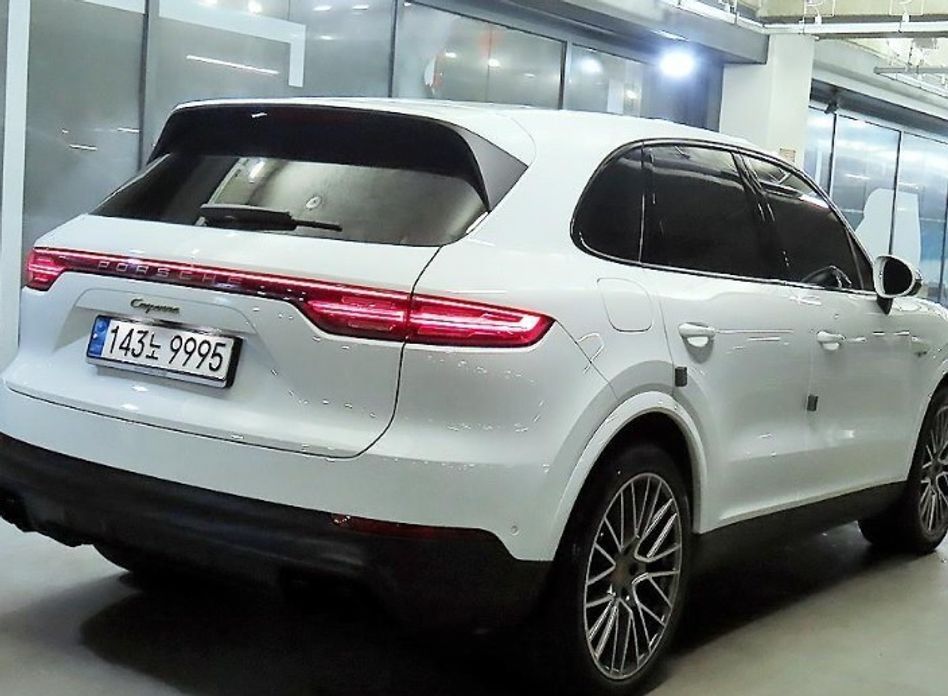 Porsche Cayenne 2022