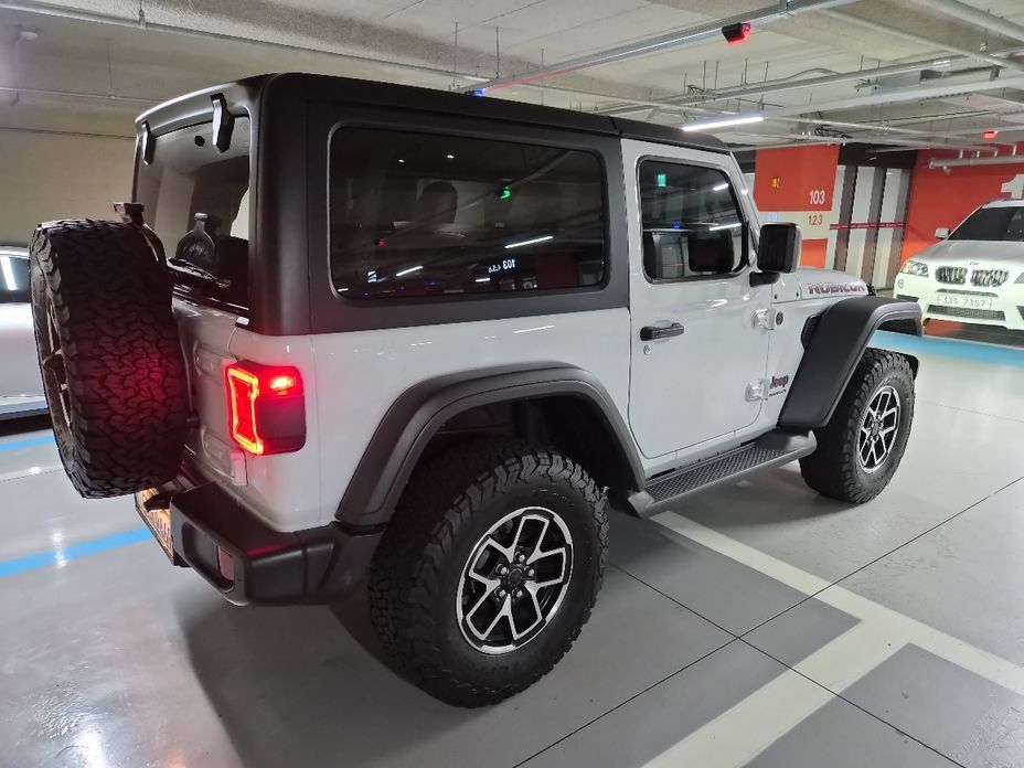 Jeep Wrangler 2025