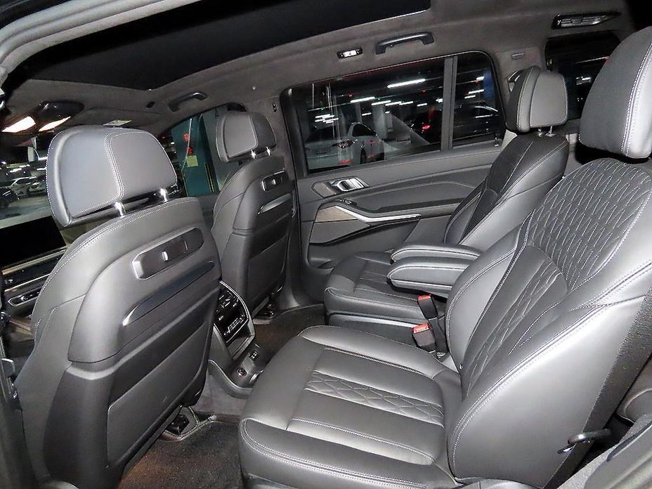 BMW X7 2024