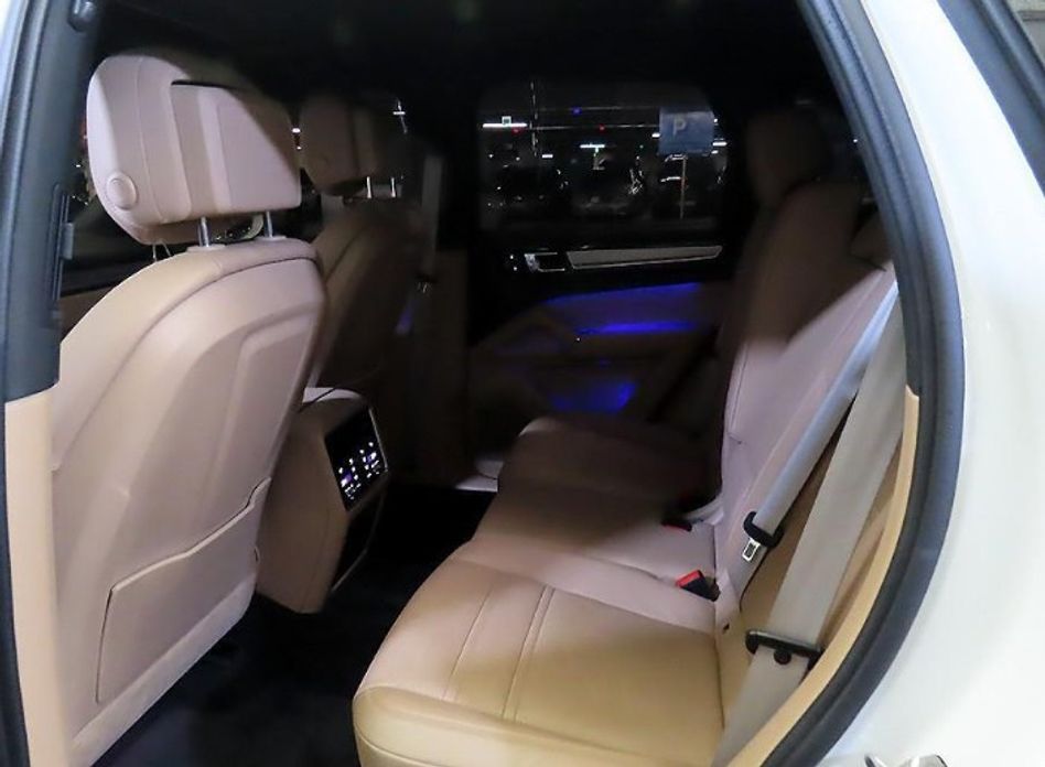Porsche Cayenne 2022